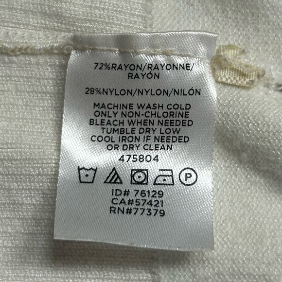 Elegant Cream/Ivory  Women's Sweater Cardigan with Drawstring Waist. Size XL - Picture 5 of 5